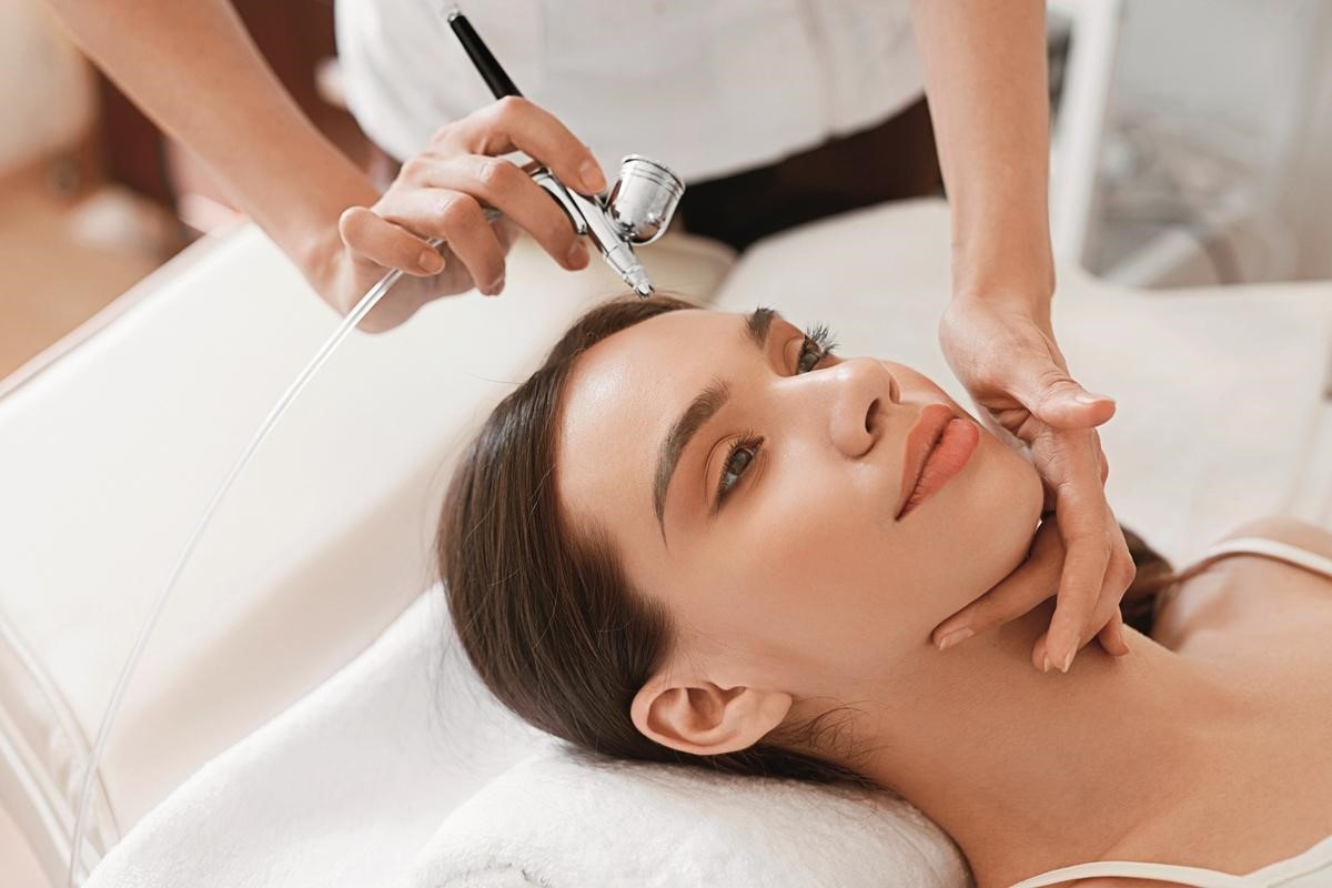 TRẺ HÓA DA MẶT BẰNG CÔNG NGHỆ OXYJET